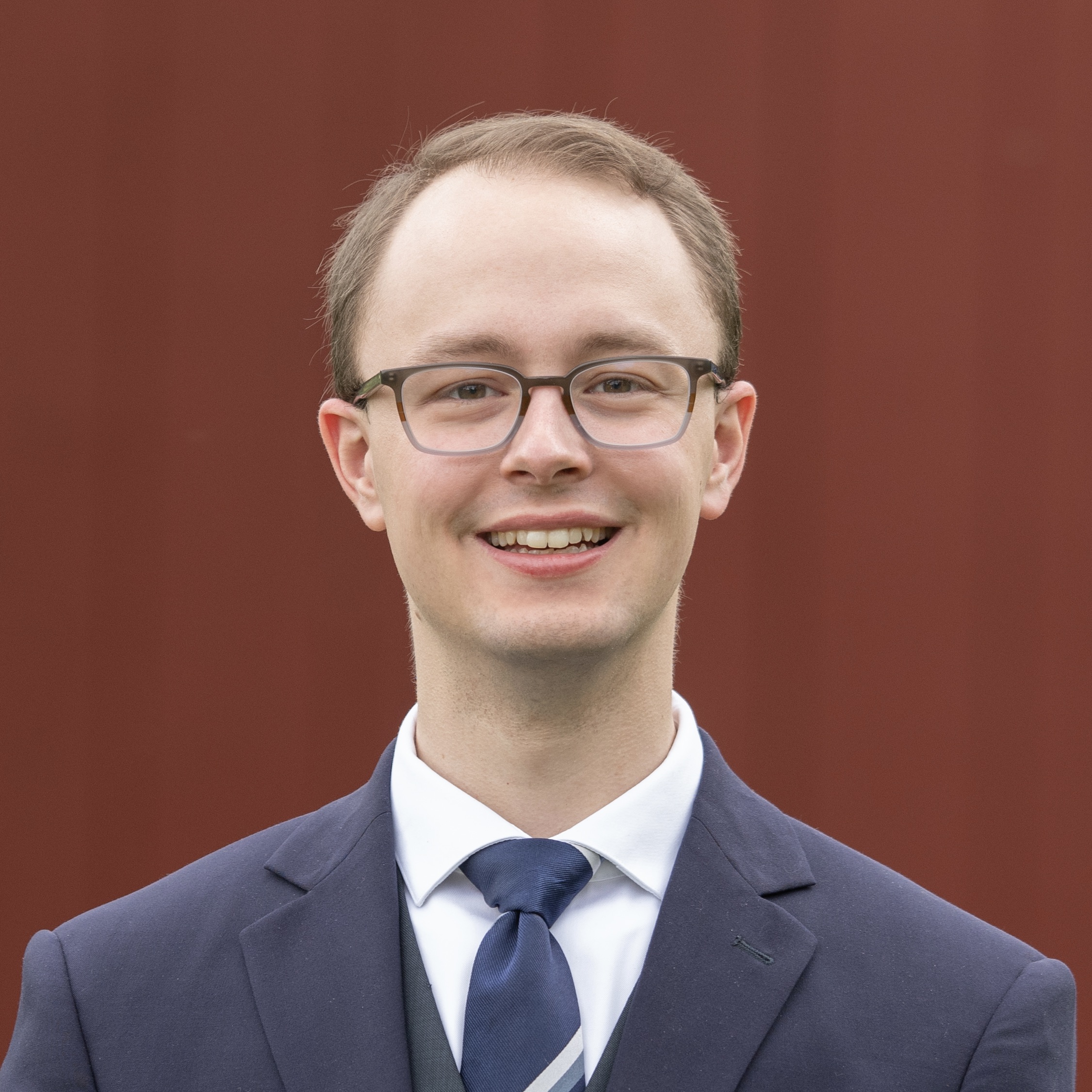 Josiah Leinbach's headshot